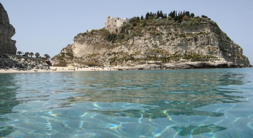 Gullo Capo Vaticano Ricadi Exteriör bild