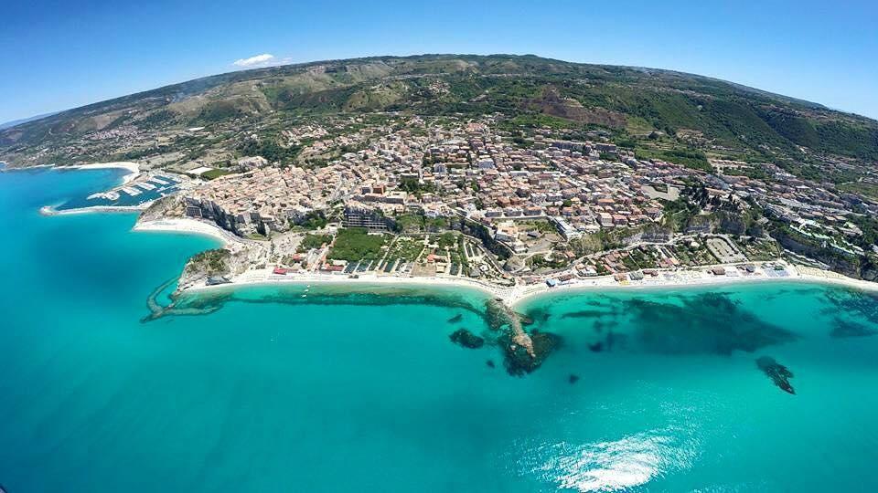 Gullo Capo Vaticano Ricadi Exteriör bild